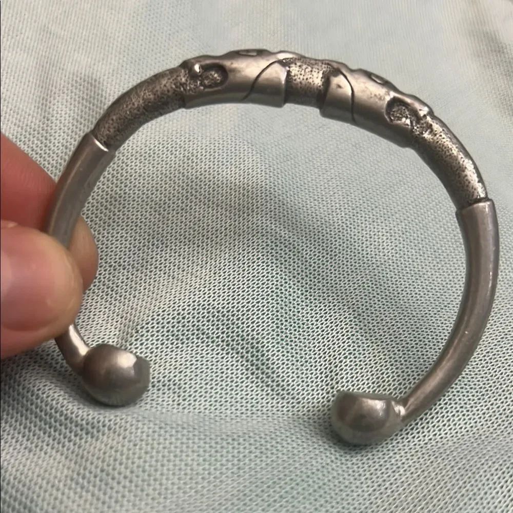 Elegant Silver Textured Bracelet